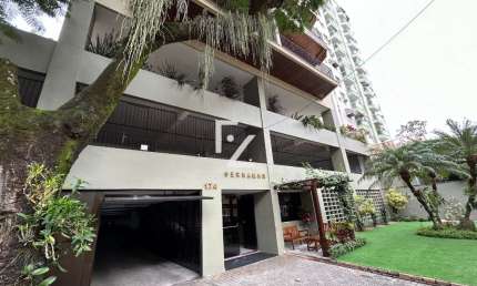 Apartamento de 2 Quartos em Local Estratégico na Freguesia.