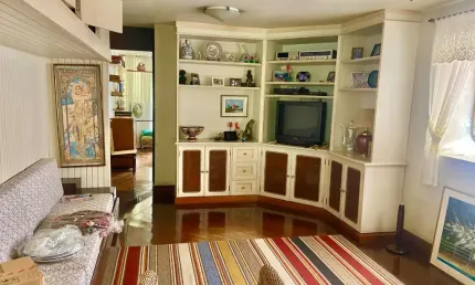 Sobrado para venda possui 367 metros quadrados com 5 quartos em Santana - São Paulo - SP