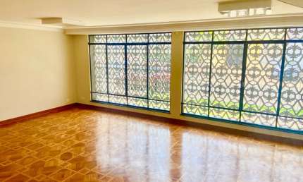 Sobrado à venda na Paderewsky com 443 Mts², sala para 02 ambiente, 4 quartos, 4 vagas de garagem Santana São Paulo SP