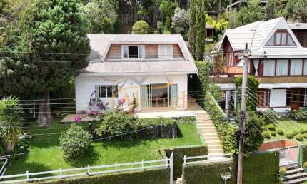 Casa Espaçosa com Vista para a Pedra do Baú - Clube de Campo Pereiral