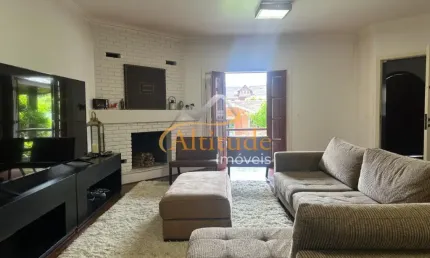 Apartamento espaçoso a poucos metros do centrinho de Capivari