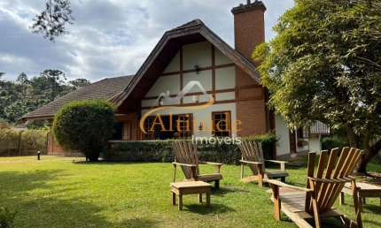 Casa Térrea com o Estilo de Campos do Jordão em Terreno Espetacular! Descansópolis | Campos do Jordão