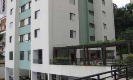 Apartamento com 2 quartos para alugar na Rua Paris, 415, Sumaré, São Paulo
