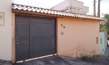 Imóvel comercial mobiliado à venda com escritório mais galpão.