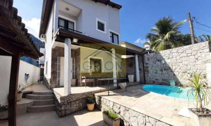 Duplex à venda, no Bosque dos Esquilos,  em Rio de Janeiro, Anil, com 3 quartos, 160m²