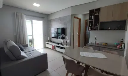 Apartamento a venda na praia grande, bairro ocian com 2 dormitórios, suíte, 2 vagas