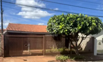 Casa para Venda em Londrina, Jardim Tomy, 2 dormitórios, 2 suítes, 3 banheiros, 1 vaga