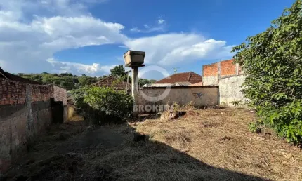 Terreno à venda na Rua Caramuru, 63, Portuguesa, Londrina