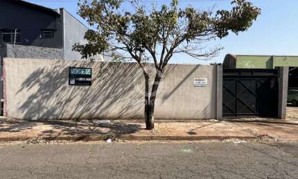 Terreno à venda na Avenida Jorge Casoni, 460, Lago Igapó, Londrina