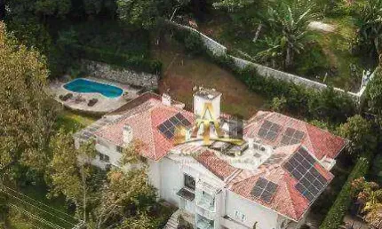 Casa à Venda no Residencial Tamboré 1 em Alphaville - Confira!