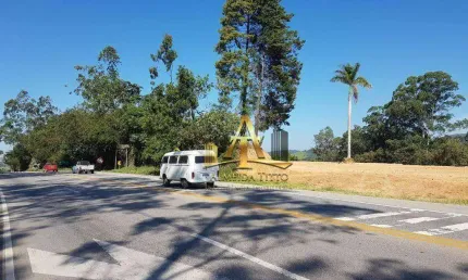 Área com 18.000 m² com Vocação Residencial em São Roque - Confira!