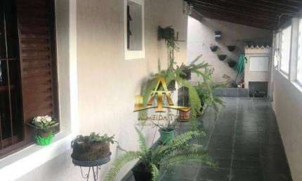 Casa com 3 dormitórios à venda, 240 m² por R$ 739.000,00 - Vila Pouso Alegre - Barueri/SP