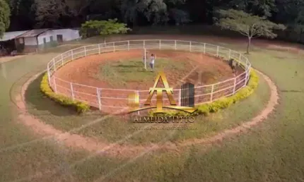 Fazenda com 3 salas à venda na Avenida Luiz Riedel, 33, Zona Rural, Porto Feliz