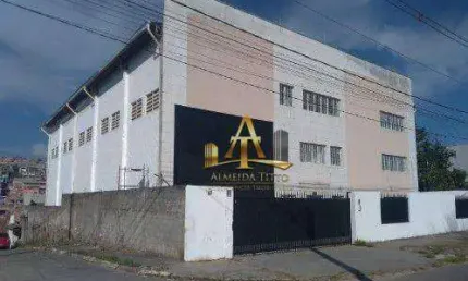 Oportunidade com Renda - Galpão à Venda com 750 m² - Chácara do Solar I (Fazendinha) em Santana de Parnaíba/SP.