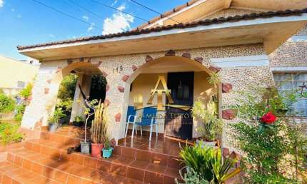 Casa com 2 dormitórios à venda construída em terreno de 525mt² por R$ 2.200.000 - Vila Barros - Barueri/SP