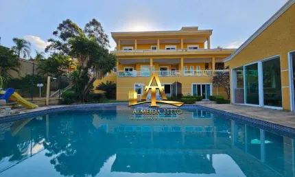 Casa com 4 suítes à Venda em Santana de Parnaíba no Bairro Parque Vila Rica