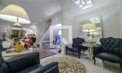 Casa de Luxo à venda com 201 m², 4 quartos e 2 vagas
