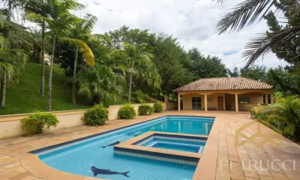 MARAVILHOSA CASA PARA VENDA E LOCAÇÃO EM JOAQUIM EGÍDIO.