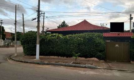 Casa com 3 quartos à venda no Parque Santa Helena, Campos dos Goytacazes 