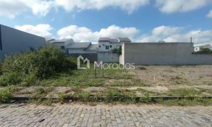Terreno à venda no Jardim Botânico, Campos dos Goytacazes  por R$ 111.000
