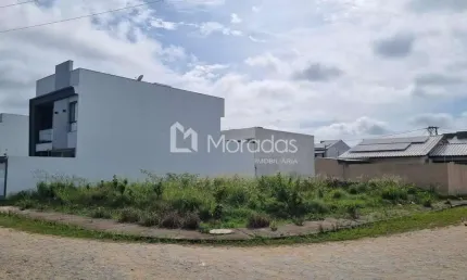 Terreno à venda no Jardim Botânico, Campos dos Goytacazes  por R$ 130.000