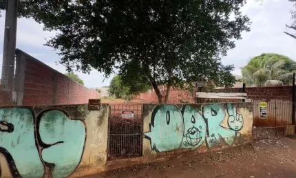 Terreno à venda na Rua Maracaibo, 1100, Vila Morangueira, Maringá