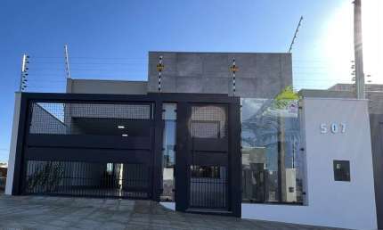 Casa com 3 quartos para alugar na Rua Pioneiro Hideo Toda, 507, Zona 31, Maringá