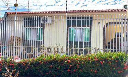 Casa com 3 quartos à venda na Rua Pioneiro Rinzo Guinoza, 55, Jardim Dourados, Maringá