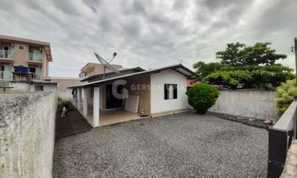 Casa com 2 quartos à venda na Praia de Armação do Itapocorói, Penha 