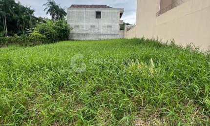 Terreno à venda no Centro, Penha 