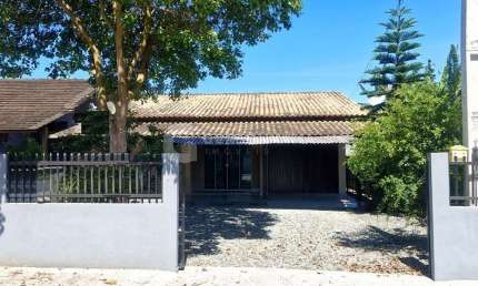 Casa com 3 quartos à venda no Centro, Penha 