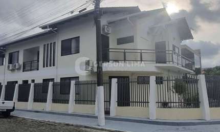Casa com 6 quartos à venda na Praia de Armação do Itapocorói, Penha 