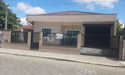 Casa com 4 quartos à venda no Centro, Penha 