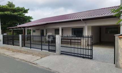 Casa com 3 quartos à venda na Praia de Armação do Itapocorói, Penha 