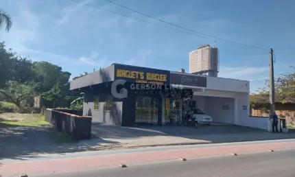 Casa comercial à venda na Praia de Armação do Itapocorói, Penha 