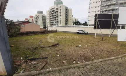 Terreno à venda no Centro, Penha 