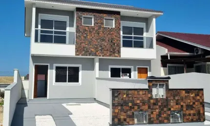 Sobrado para Venda em Palhoça, Bela Vista, 2 dormitórios, 2 suítes, 3 banheiros, 1 vaga