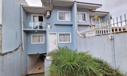 Casa com 2 quartos à venda na Rua João Leopoldo Miecznikowski, 288, Santa Cândida, Curitiba