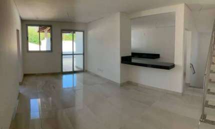 Casa com 3 quartos à venda no Centro, Contagem 