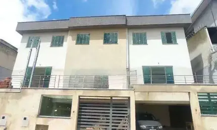 Casa com 3 quartos à venda no Cabral, Contagem 