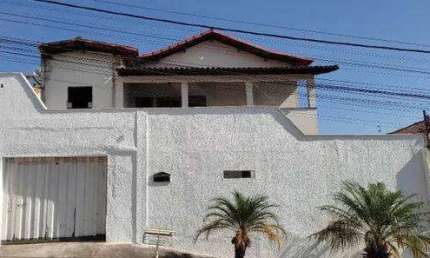Casa com 4 quartos à venda no Arvoredo, Contagem 