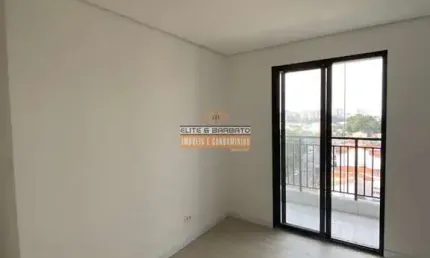 Apartamento com 2 Dormitórios e Varanda – Andar Alto e Vista Panorâmica!