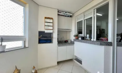 Apartamento com 3 dormitórios à venda, 74 m² por R$ 490.000,00 - Centro - Rolândia/PR