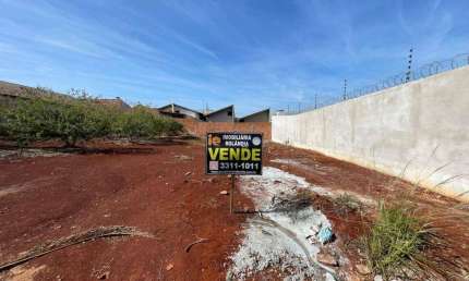 Terreno à venda no Jardim Nobre, Rolândia 
