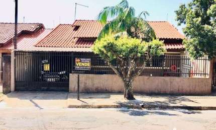 Casa com 3 dormitórios à venda por R$ 260.000,00 -  Conjunto Habitacional Santiago - Rolândia/PR