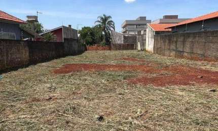 Terreno à venda no Centro, Rolândia 