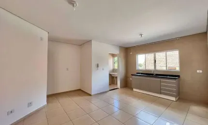 Apartamento com 2 dormitórios à venda, 56 m² por R$ 270.000,00 - Centro - Rolândia/PR