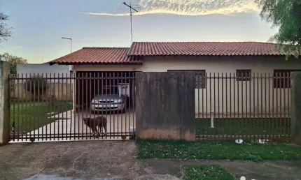 Casa com 3 dormitórios à venda, 161 m² por R$ 400.000,00 - Jardim Capricornio - Rolândia/PR
