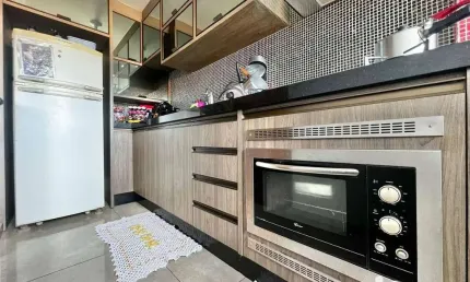 Apartamento com 2 dormitórios à venda, 46 m² por R$ 140.000,00 - Parque Industrial Floresta - Rolândia/PR