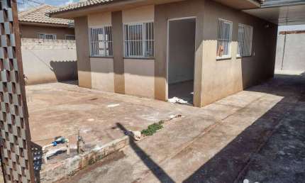 Casa com 2 quartos à venda no Conjunto Habitacional Tomie Nagatani, Rolândia , 53 m2 por R$ 120.000